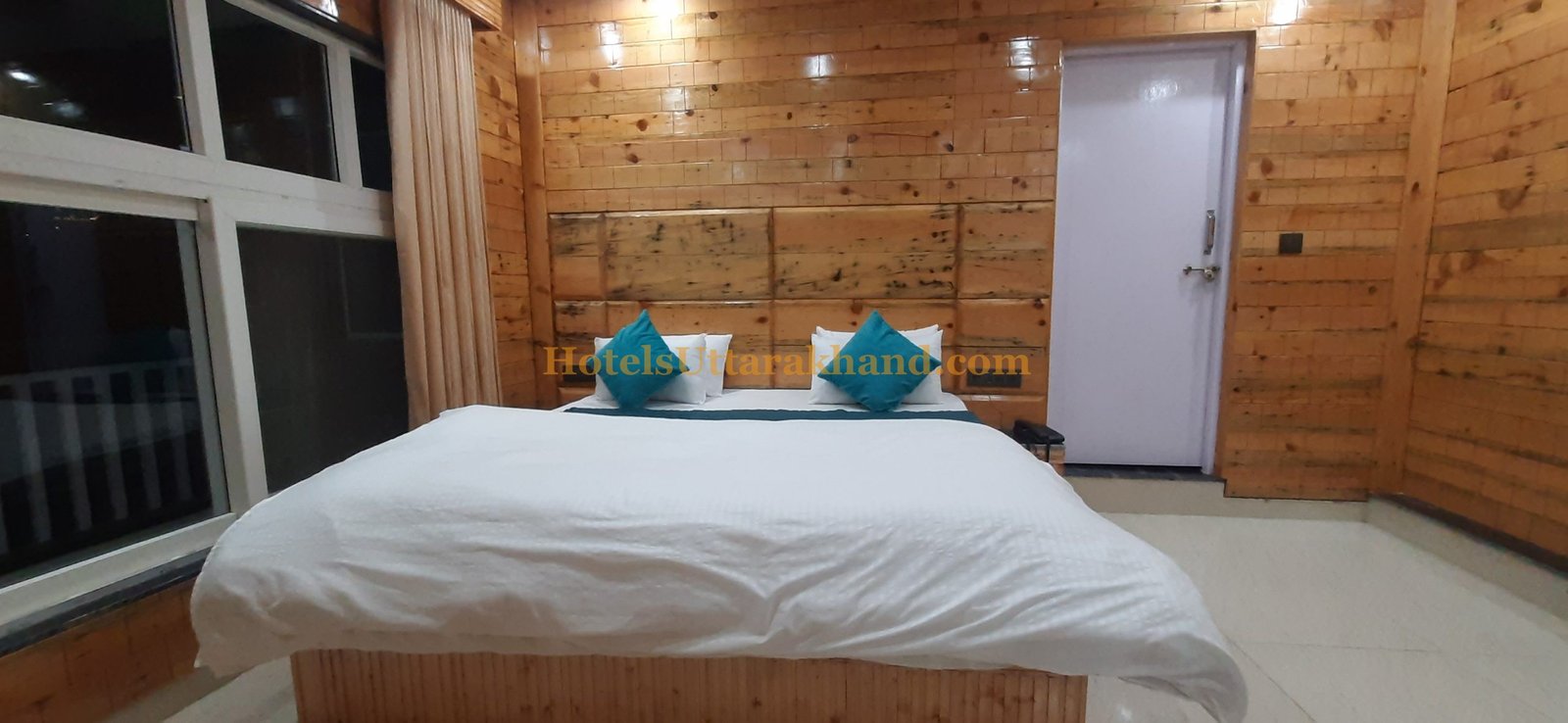 Discover Tranquility and Serenity at Dhanaulti Garden Cottage: A Haven of Luxury and Comfort